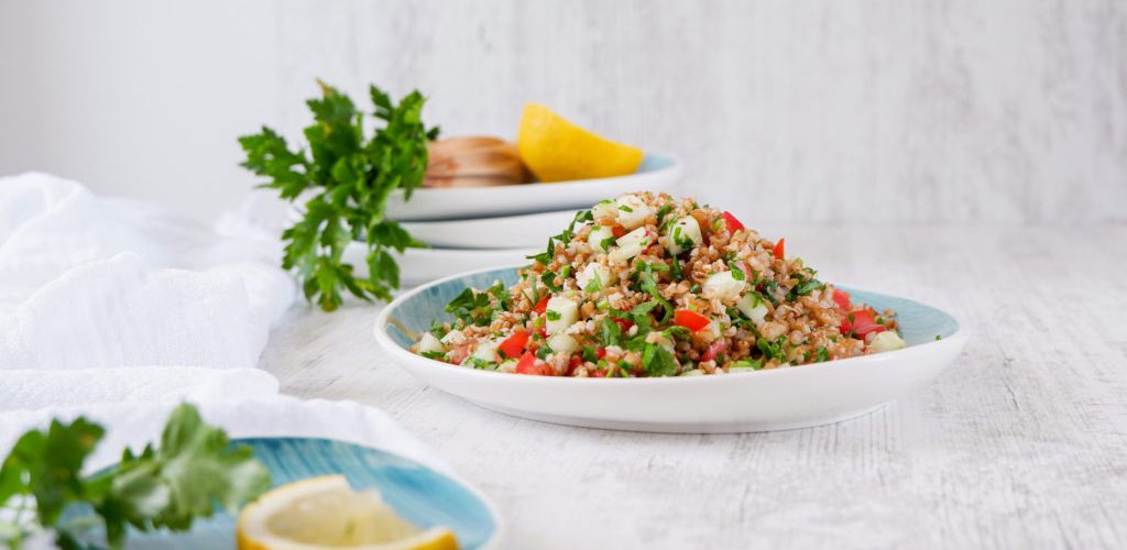 Tabbouleh-salata-iranska-kuhinja-persin-bulgur-Naidaeats