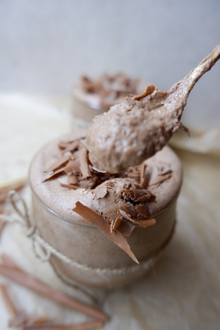 naida-eats-aquafaba-mousse-bezglutena-